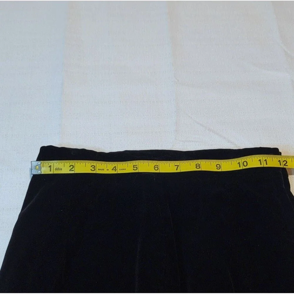 Jessica McClintock Black Velvet Skirt Size 4
